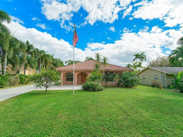 5592 1st Rd, Lake Worth, FL 33467