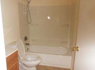 10 Sussex Pl #208, Galloway, NJ 08205