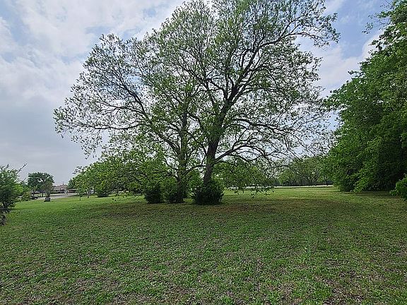 4th image of County Road 410