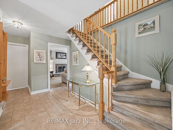 4th image of 38 Trinity Cres