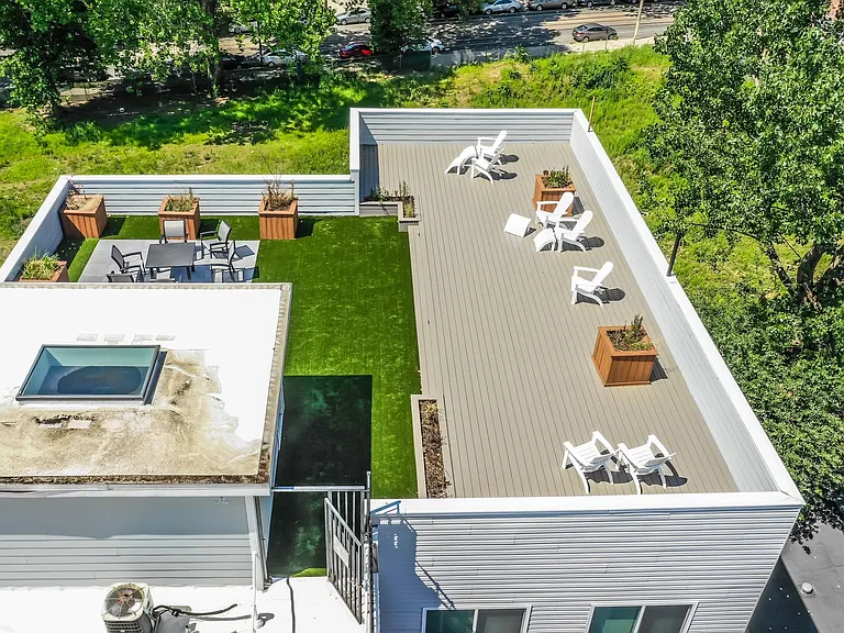 4213 Chester Avenue Modern Living in the Heart of University City — Photo 35