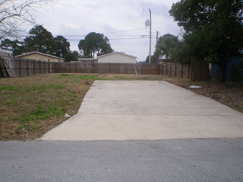 1st image of 1219 Sparton Ave