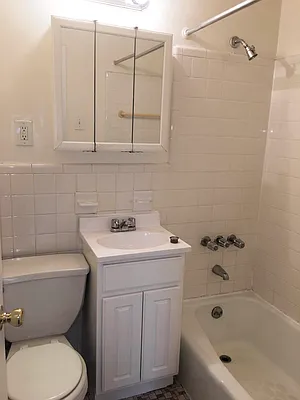 Rented by Oxford Property Group | media 39