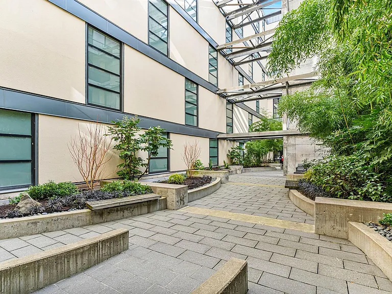 1400 NW Irving St #510 — Photo 20