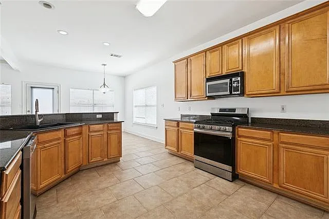 3829 Augustine Ln — Photo 5