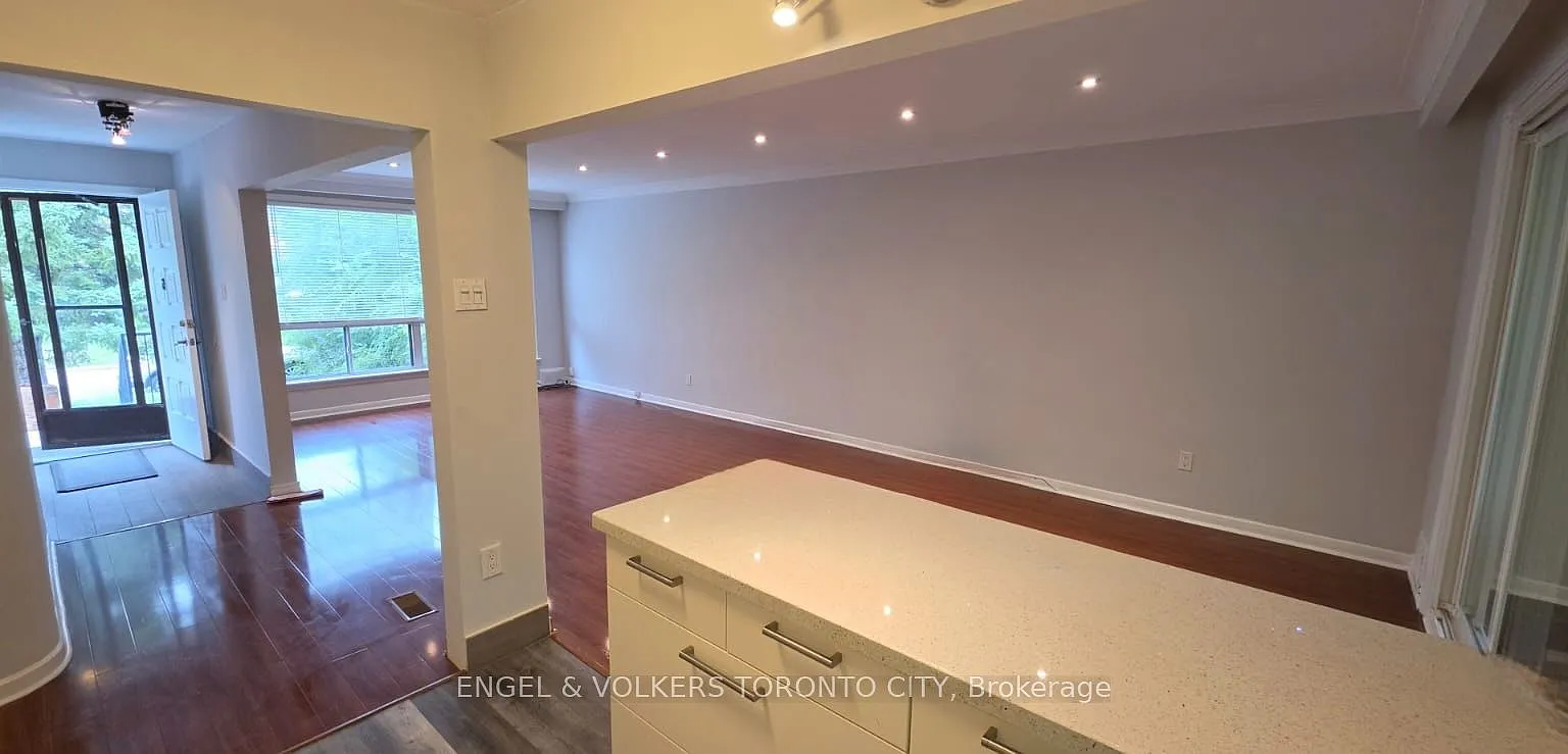 4 bed, $4,100 — Photo 4