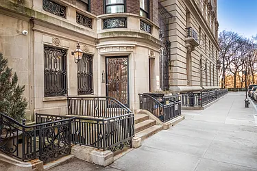 Rented by Brown Harris Stevens