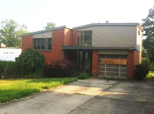 4810 Girard Rd, Pittsburgh, PA 15227