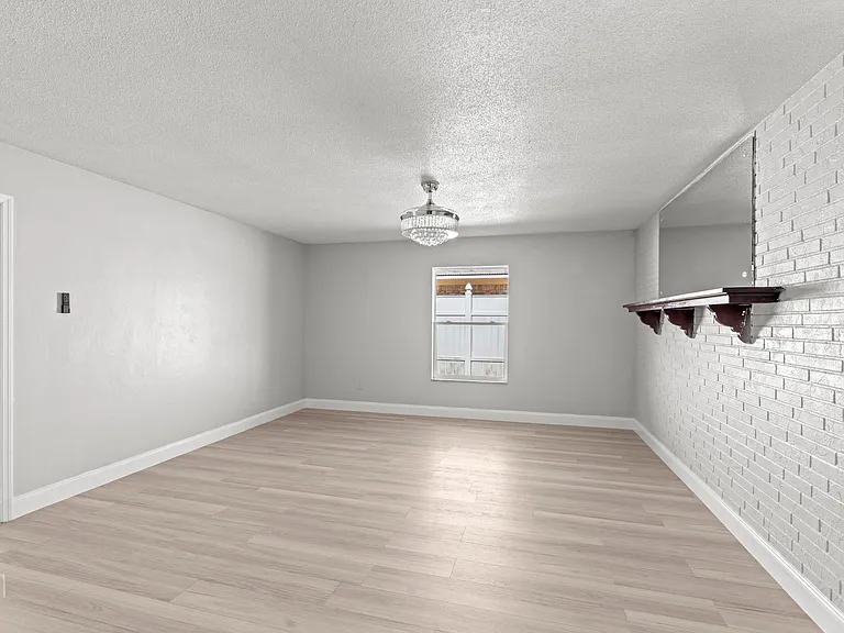 534 E Del Monte Ave — Photo 26