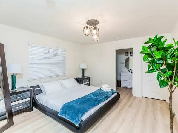 46 S Lotus Ave, Pasadena, CA