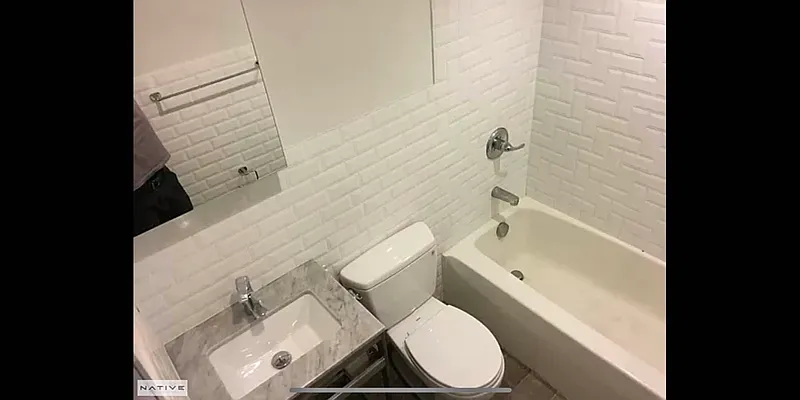 Rented by Delmark Realty LLC | media 18