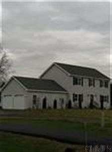 1st image of 31 Macintosh Dr