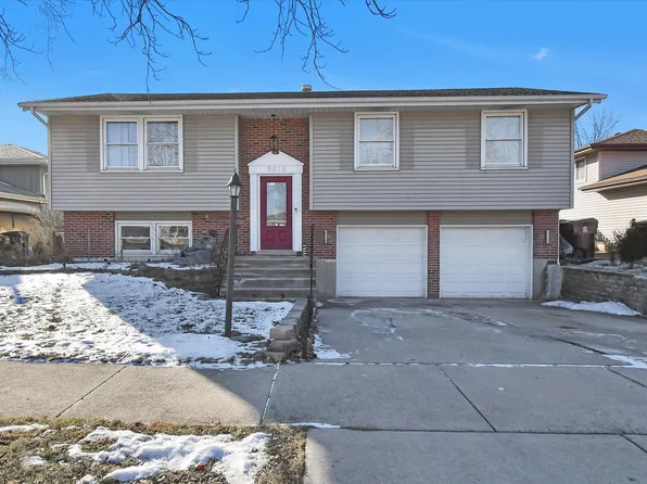5313 Crescent Green Ln, Oak Forest, IL 60452