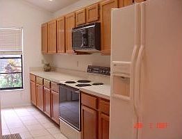 2nd image of 513 W Springtree Way
