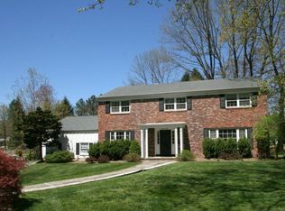 29 Clive Hills Rd, Short Hills, NJ 07078