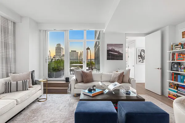 Sold by Compass | media 10