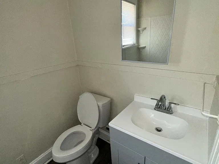 517 Patterson St #A — Photo 7