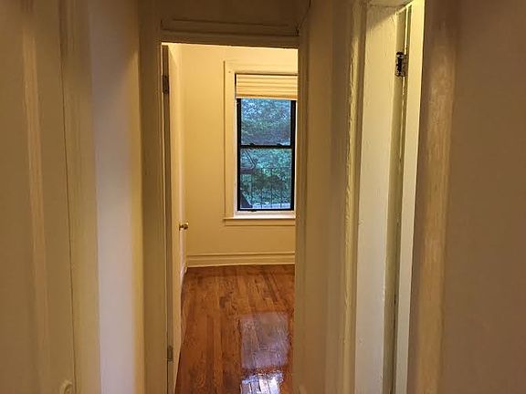 2nd image of 261 14th St #310