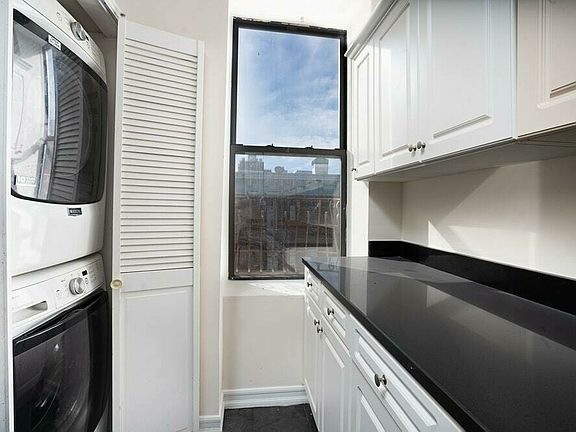 3rd image of 537 Lenox Ave #8A