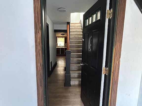 3rd image of 1438 N 5th Ave