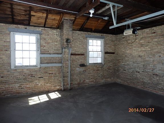 4th image of 1344 Schilling Ave