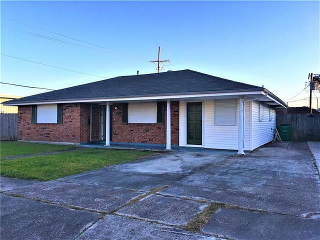 1st image of 1952 Green Oak Dr