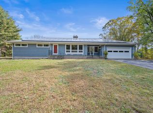 51 Pasay Rd, North Grosvenordale, CT 06255