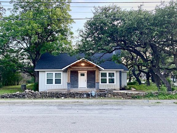 4th image of 4301 4th St