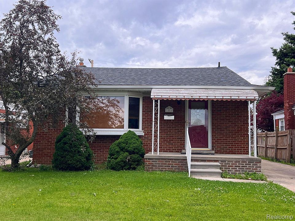 1st image of 1064 15th St