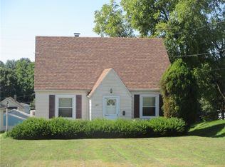 571 Hyatt Ave, Campbell, OH 44405