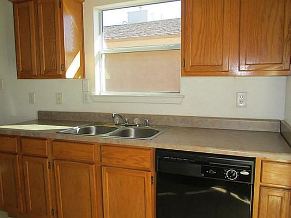 4th image of 3913 Tierra Lana Way