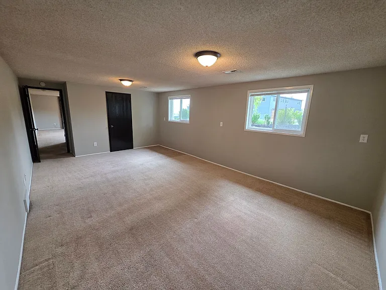 6912 N Five Mile Rd — Photo 18