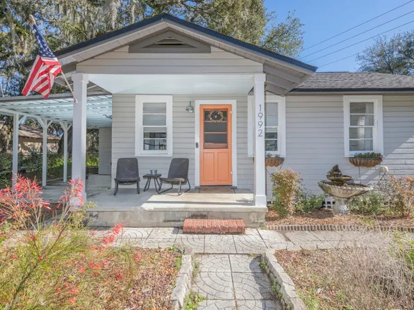 1992 Oak Dr, Fernandina Beach, FL 32034