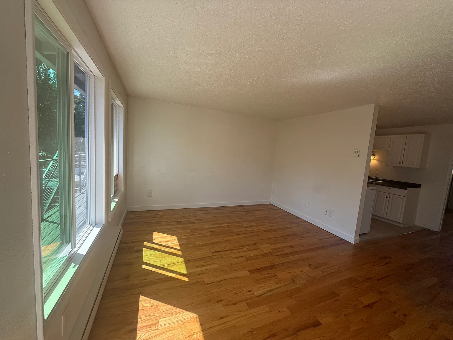 1 bed, 500 sqft, $1,395 — Photo 2