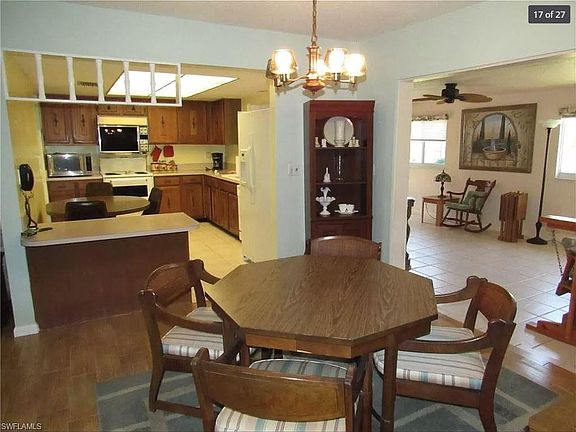 2nd image of 1217 SW 36th Ter