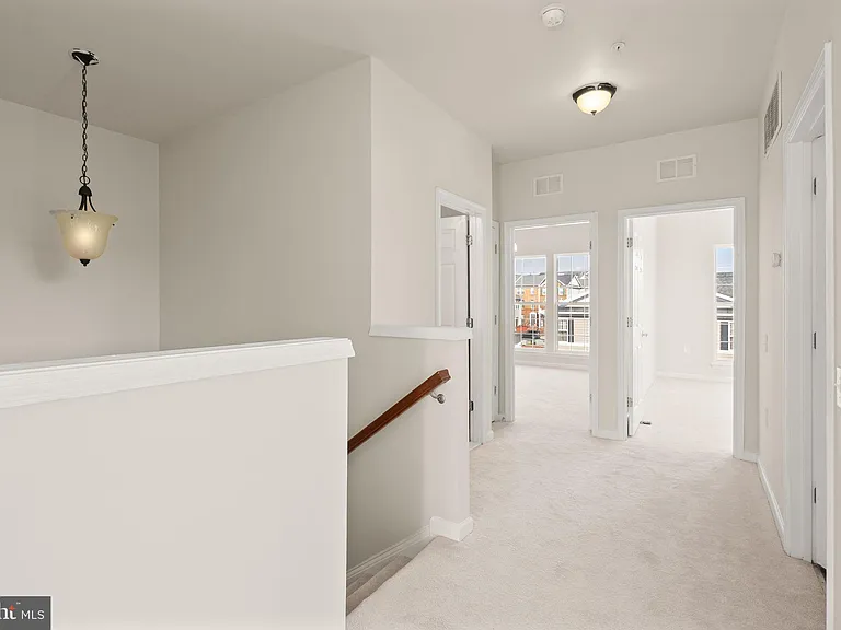42696 Telford Ter — Photo 12