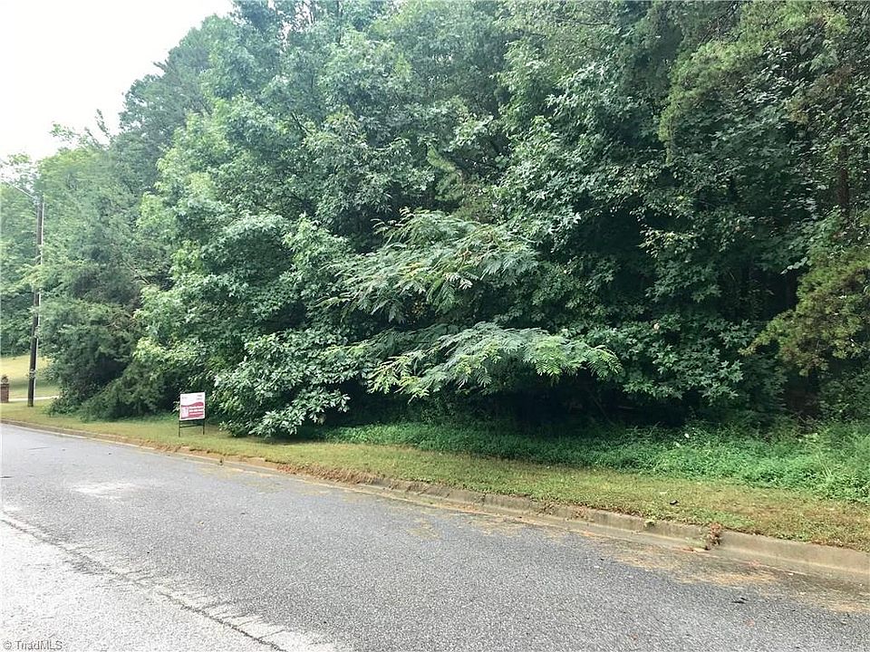 2nd image of 128 Wilchester Ln
