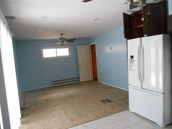 2nd image of 159-35 78th St