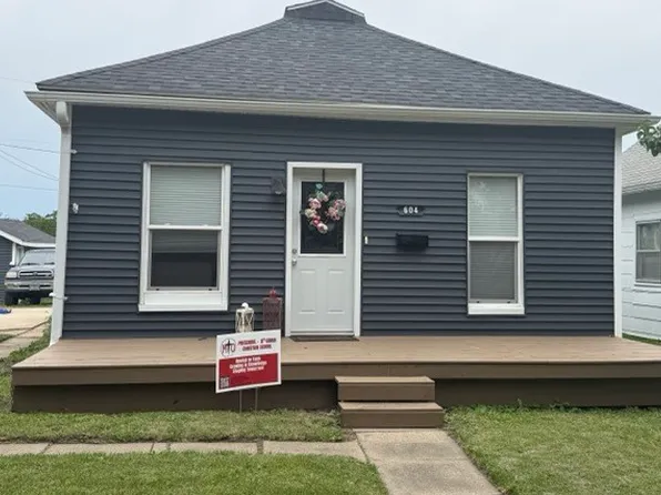 604 S Maple St, Creston, IA 50801