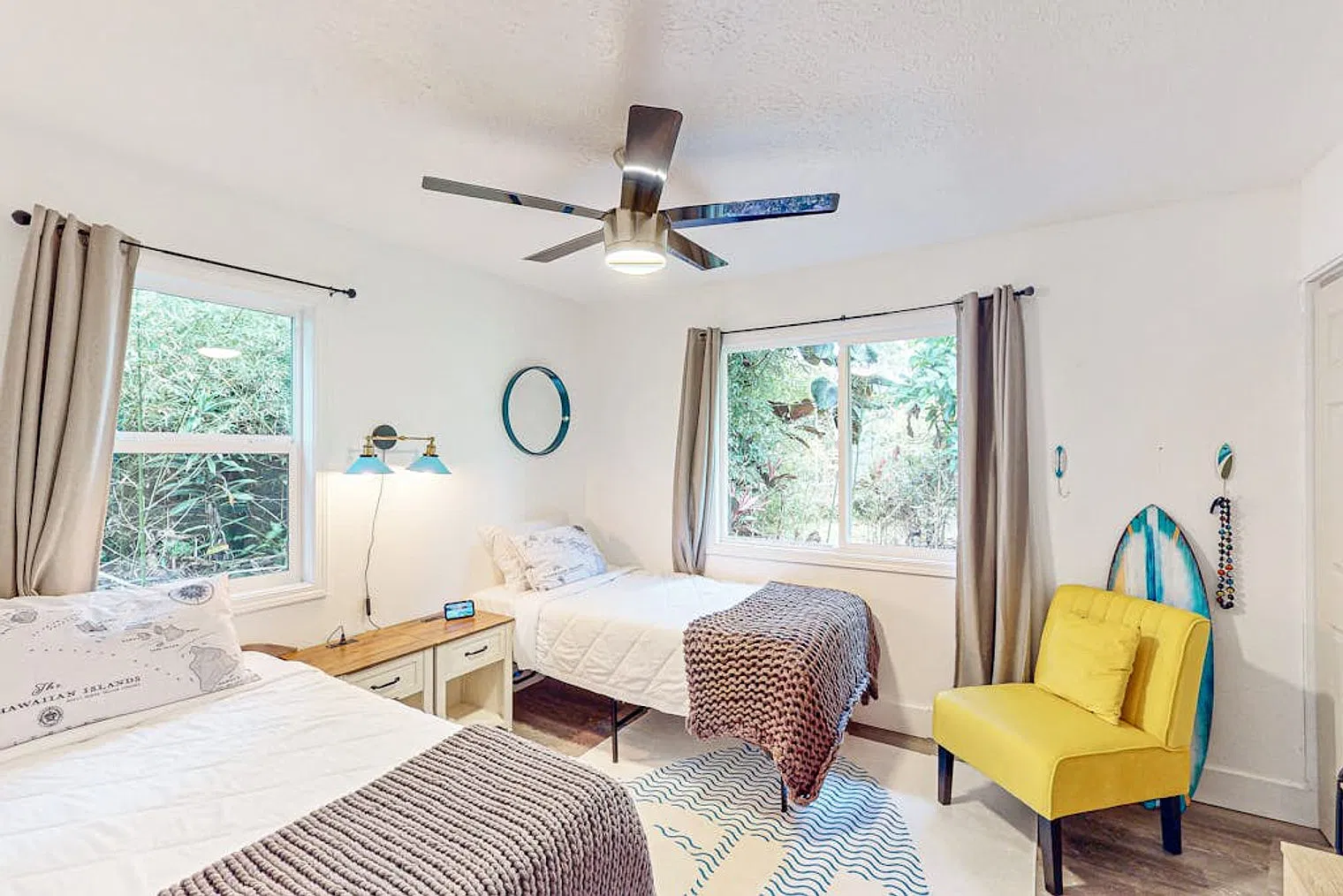 3 bed, 2.0 bath, 1323 sqft, $3,784 — Photo 3