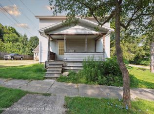 1341 Emerson St, Lansing, MI 48906