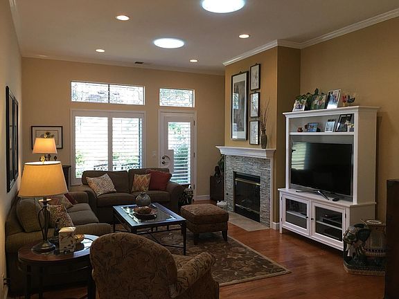 5th image of 7535 Morevern Cir