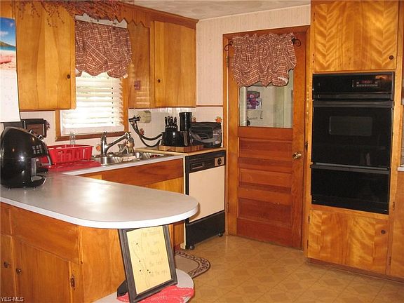 4th image of 712 Ashland Ave