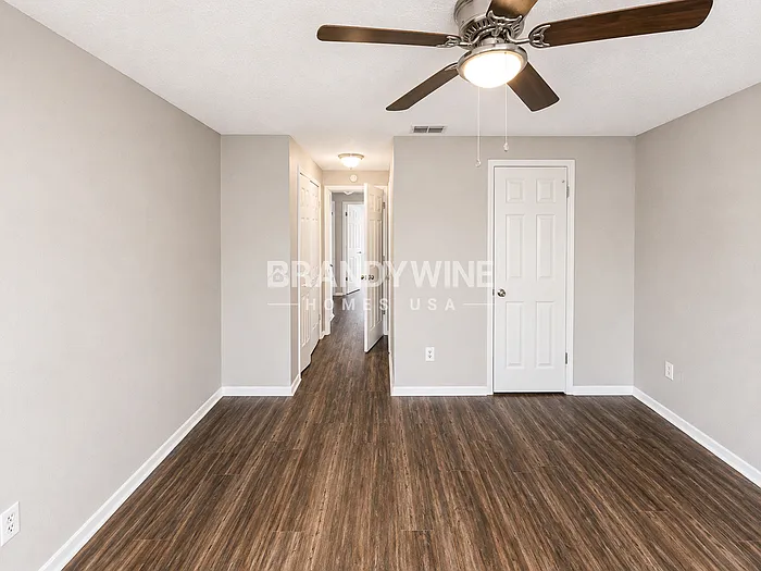 2549 Jessica Ln — Photo 14