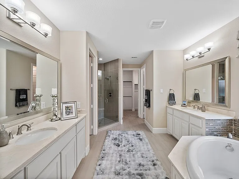 2805 Walnut Creek Ln — Photo 6