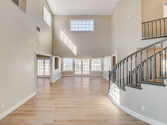 4th image of 526 Kati Pl