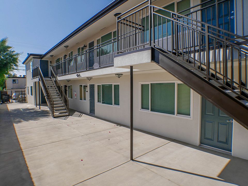 1st image of 1133 Grand Ave #1133