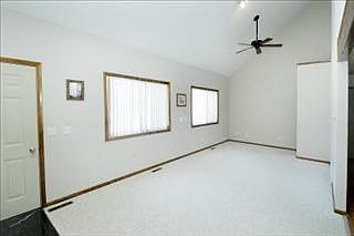 4th image of 183 Sweetheart Ln