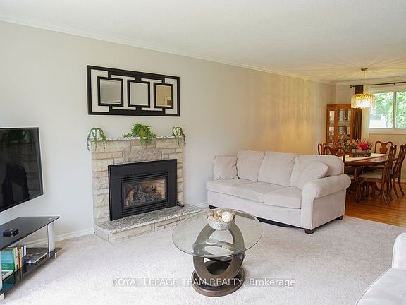 4th image of 29 Epworth Ave