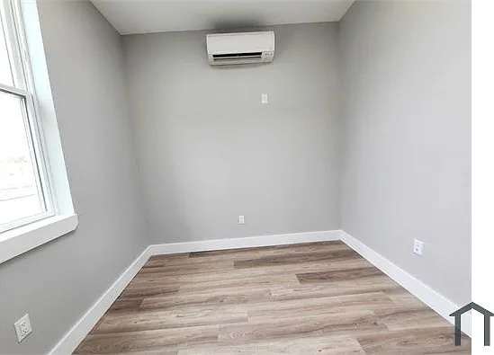 1501 E 172nd St #1D — Photo 7